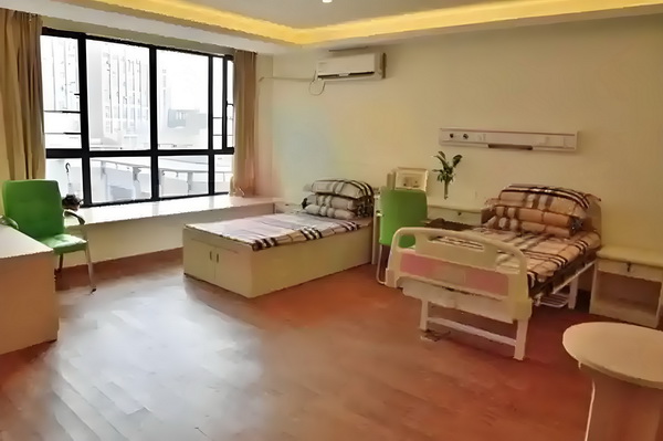 深圳落户新政2025_董璇婚后情况曝光！不愿丈夫和女儿住一起，与其分居，倪萍很担忧 本变了根已经化商业形态发生